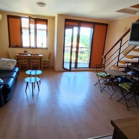 Nestinarka Great Penthouse *